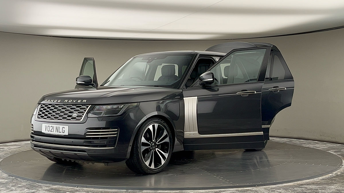 More views of Land Rover Range Rover