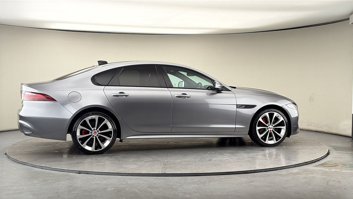 More views of Jaguar XF