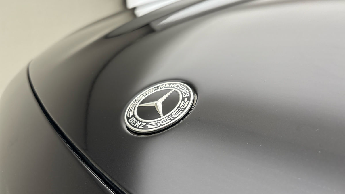 Mercedes-Benz GLB Image 24