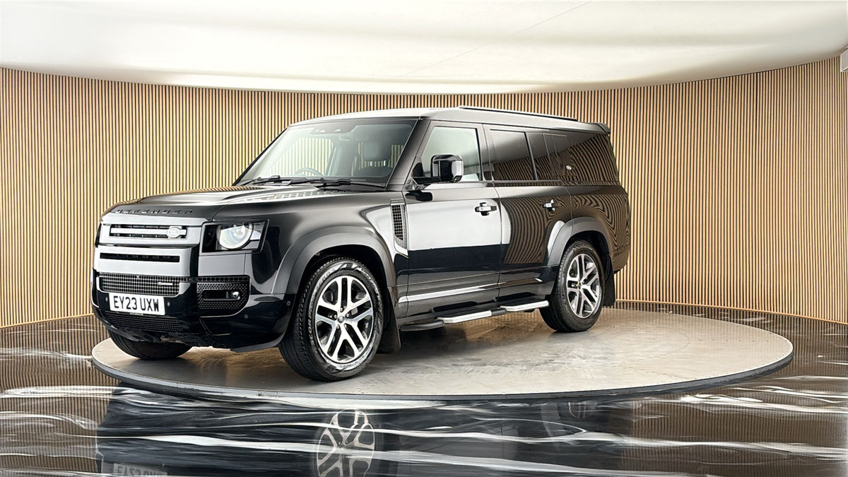 More views of Land Rover Defender 130