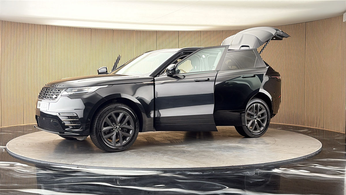 More views of Land Rover Range Rover Velar