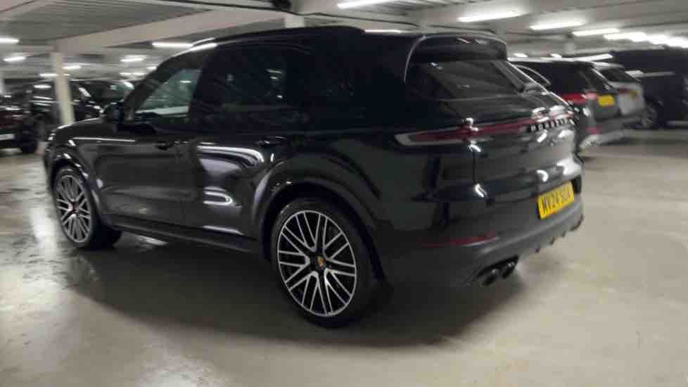 More views of Porsche Cayenne