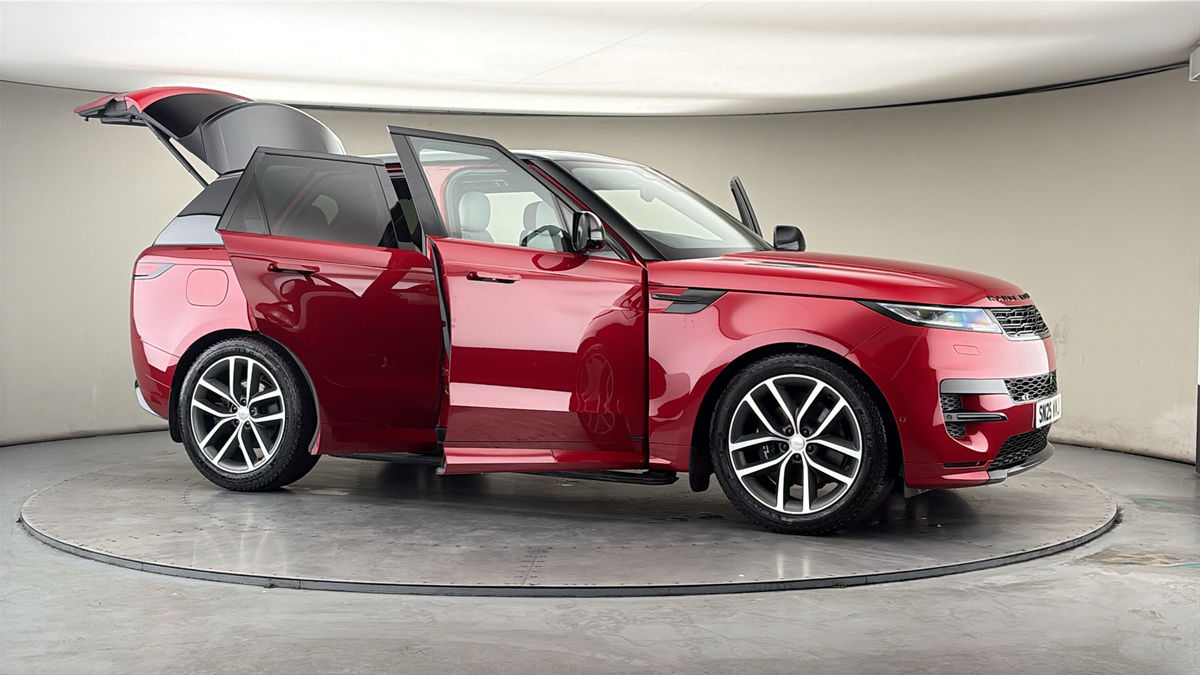 More views of Land Rover Range Rover Sport