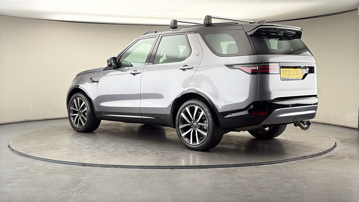 More views of Land Rover Discovery