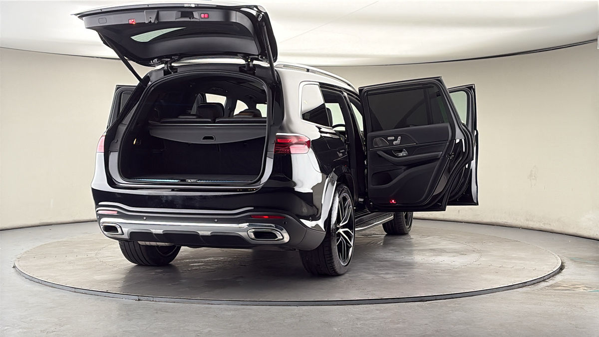 More views of Mercedes-Benz GLS