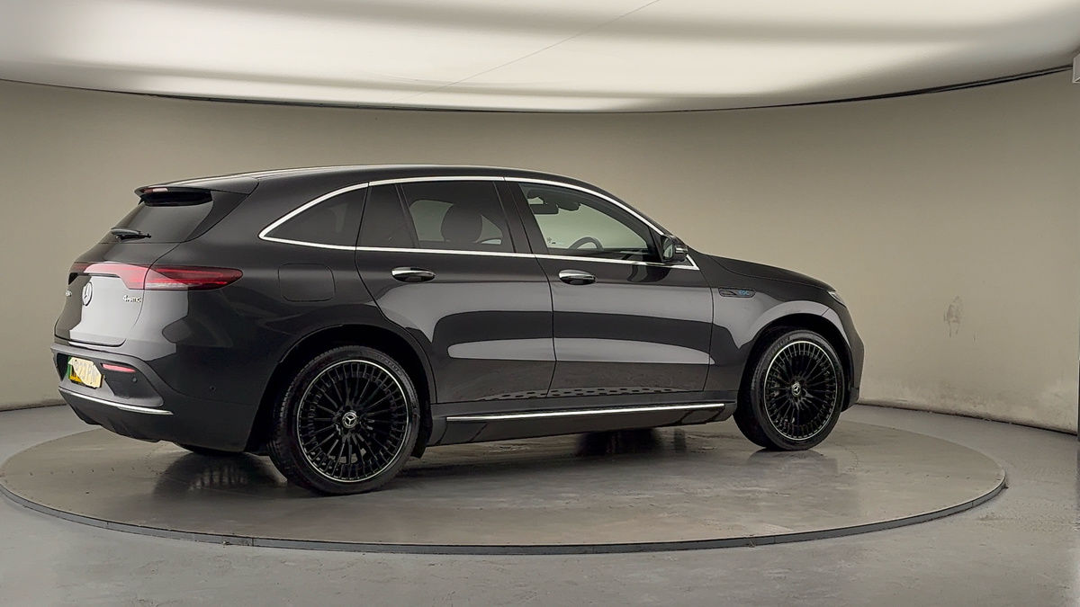 More views of Mercedes-Benz EQC