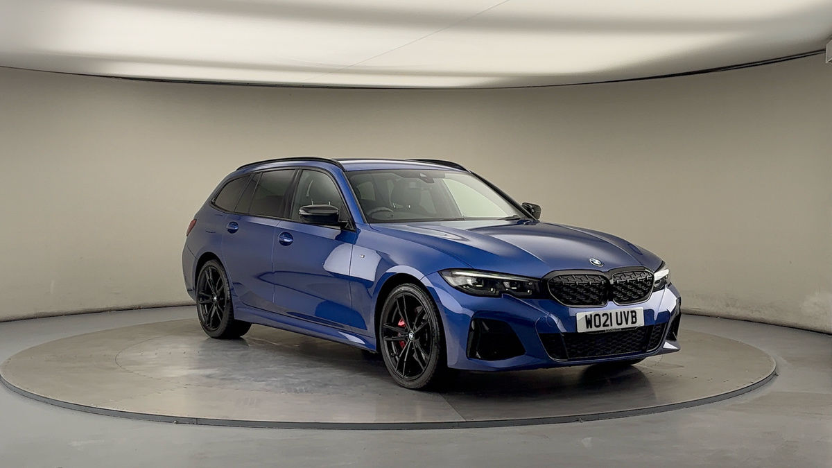 BMW 3 Series Sticky Header Image