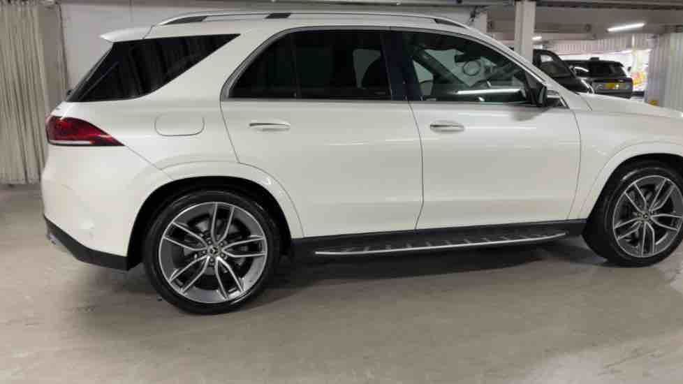 More views of Mercedes-Benz GLE