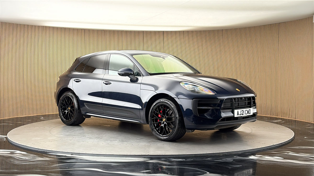 More views of Porsche Macan