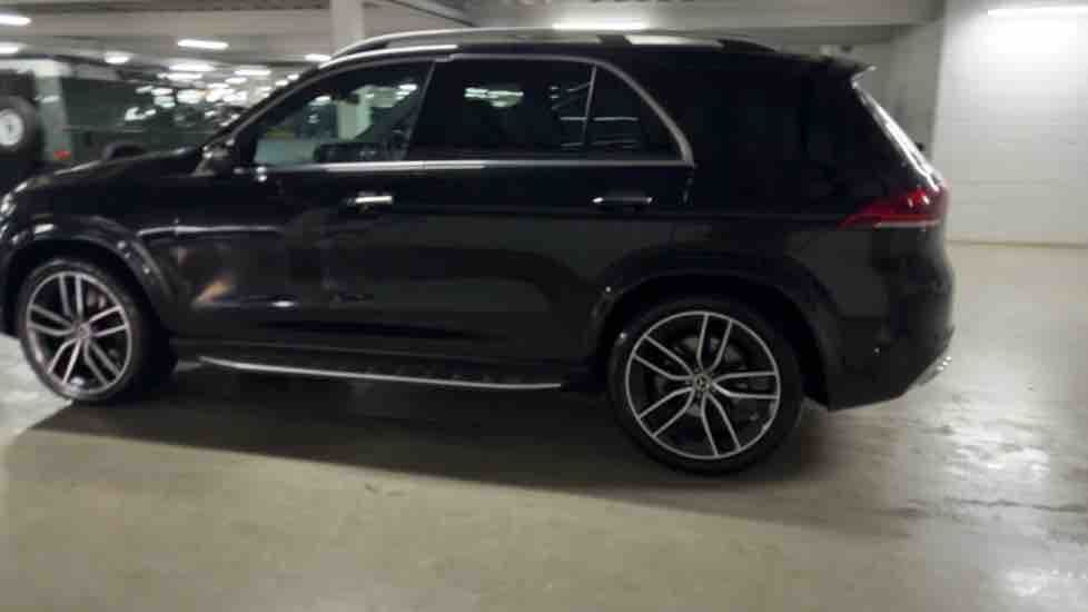 More views of Mercedes-Benz GLE