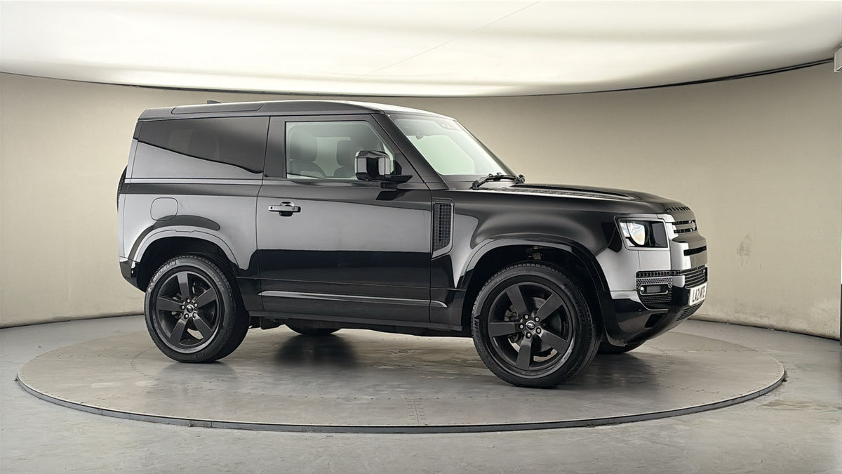More views of Land Rover Defender 90