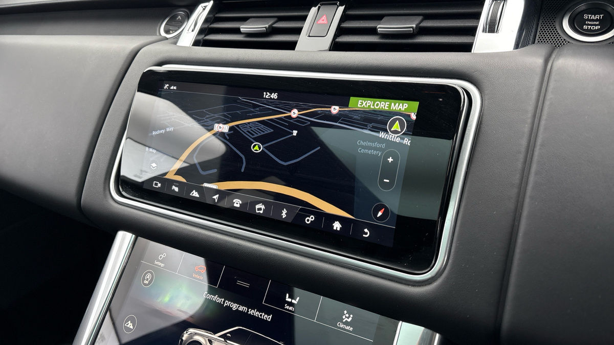 Land Rover Range Rover Sport Image 17