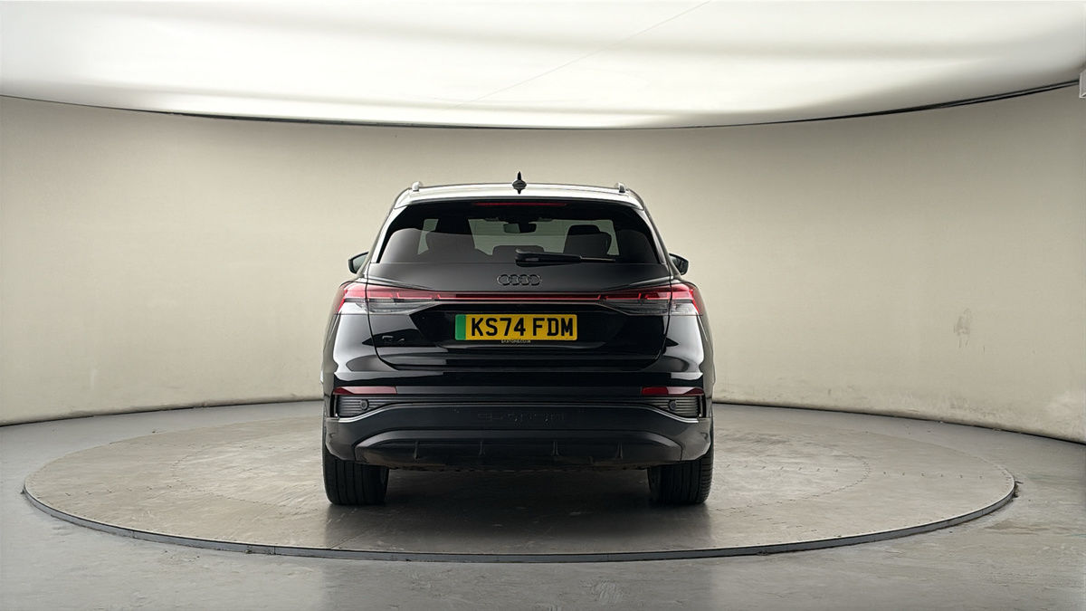 Audi Q4 e-tron Image 5