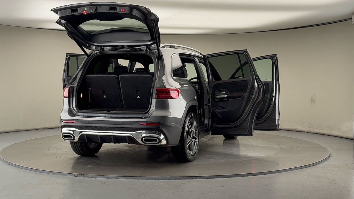 More views of Mercedes-Benz GLB