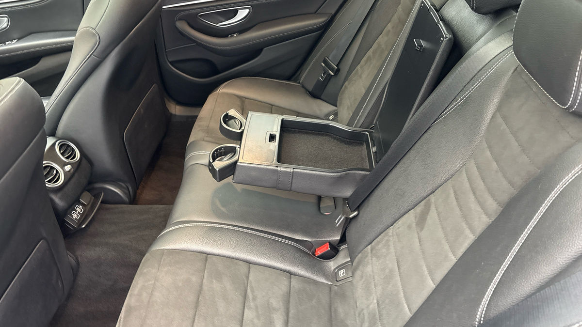 Mercedes-Benz E Class Image 9