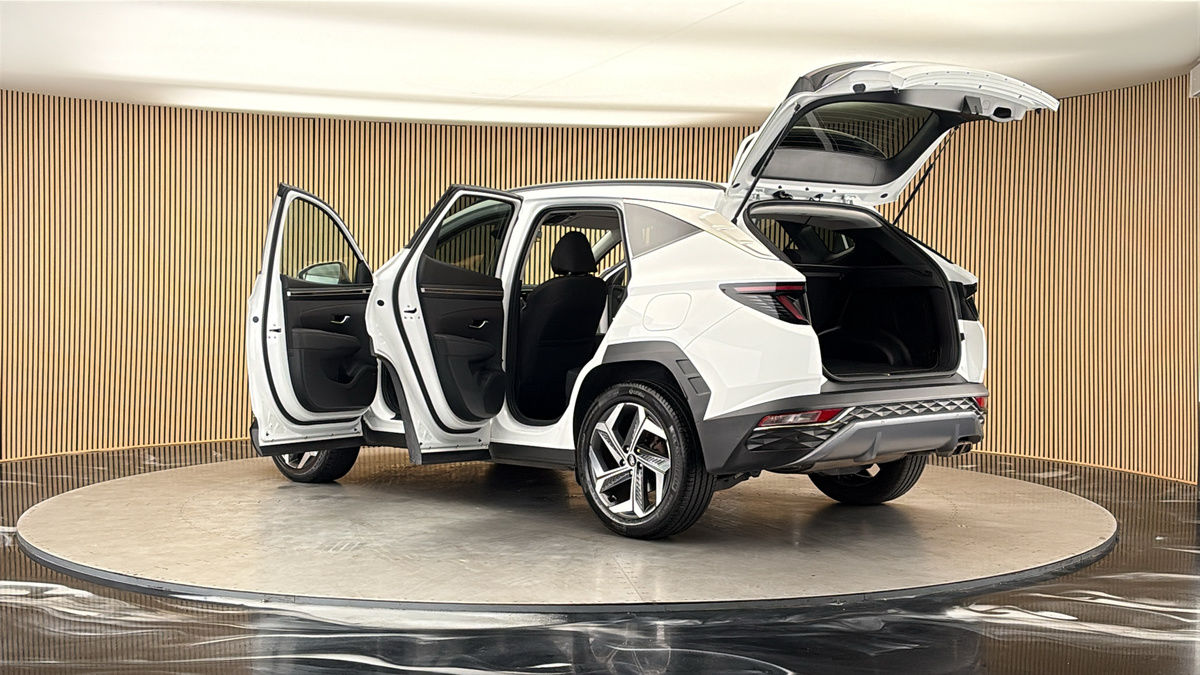 More views of Hyundai TUCSON