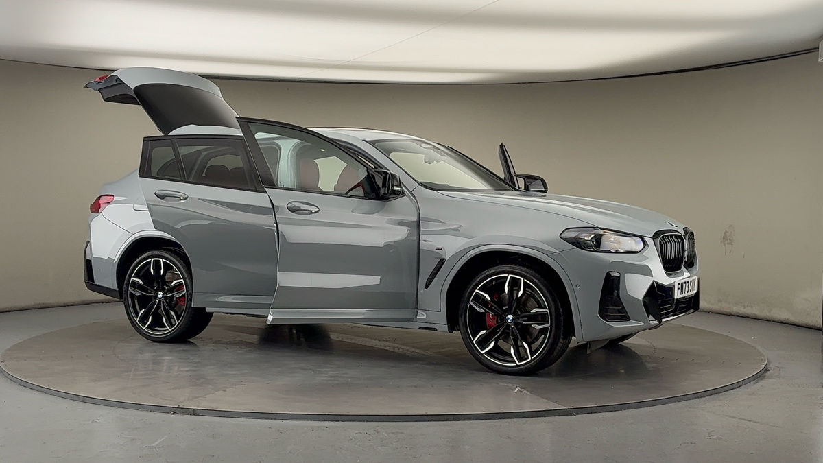 More views of BMW X4