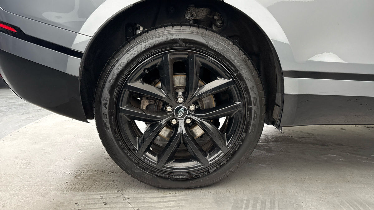 Land Rover Range Rover Velar Image 10