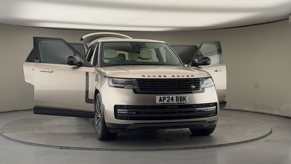 More views of Land Rover Range Rover