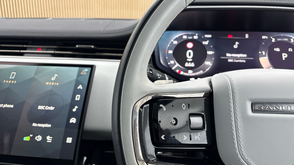 Land Rover Range Rover Sport Image 13