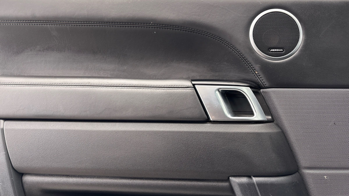 Land Rover Range Rover Sport Image 19
