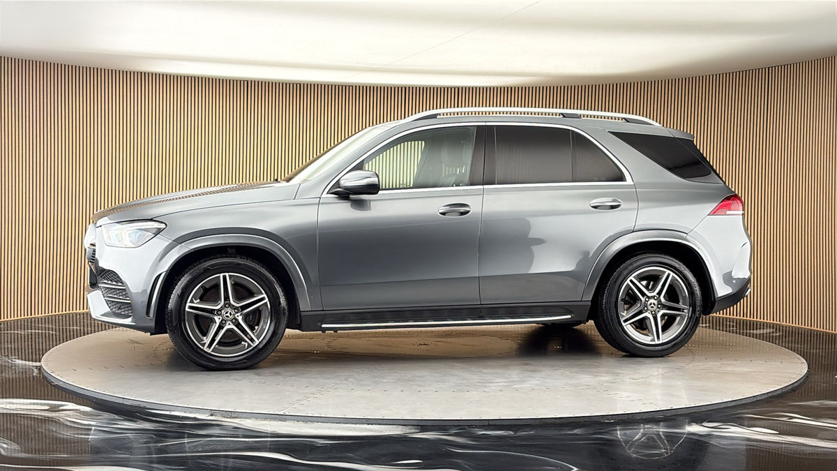 More views of Mercedes-Benz GLE