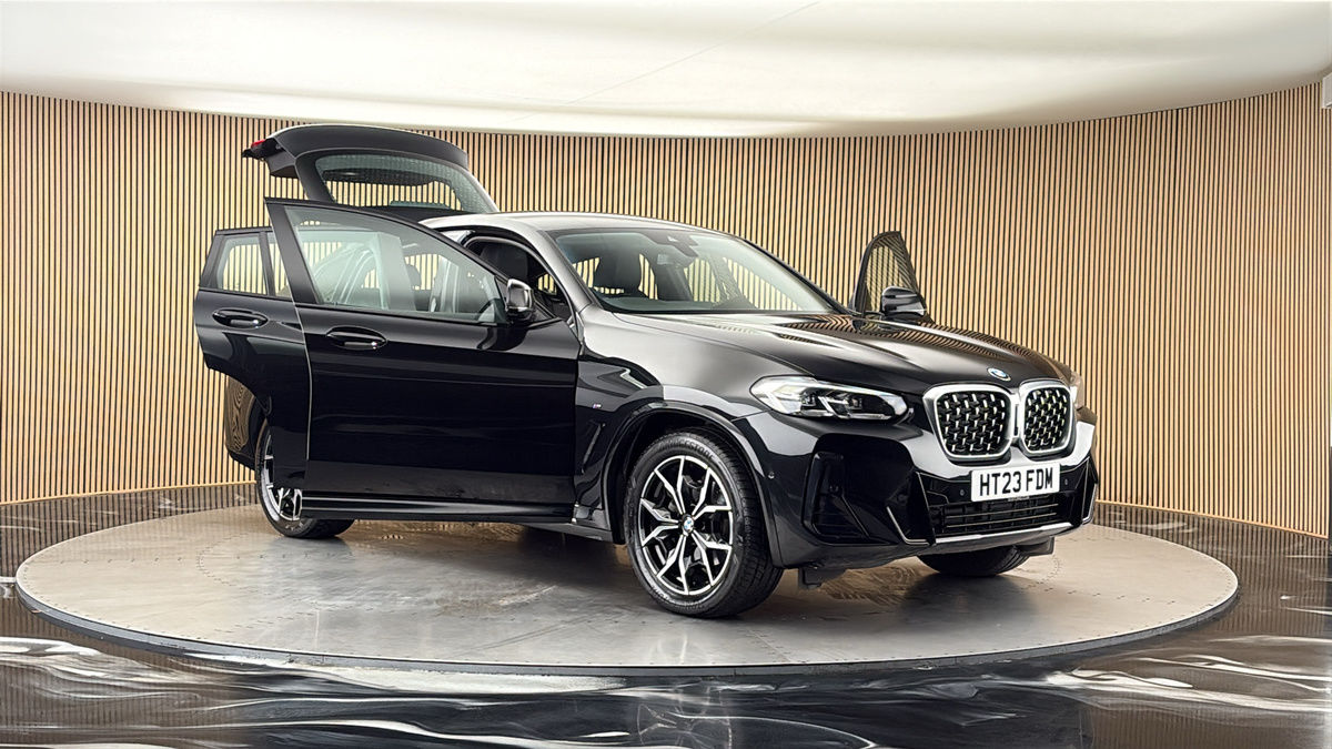 More views of BMW X4