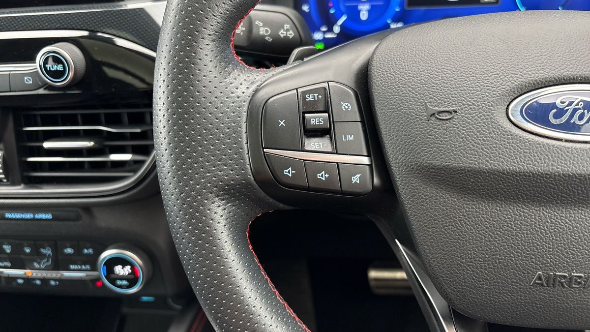 Ford Kuga Image 13