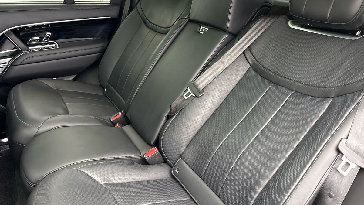 Land Rover Range Rover Image 8