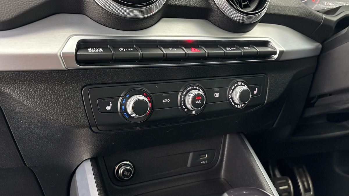 Audi Q2 Image 6