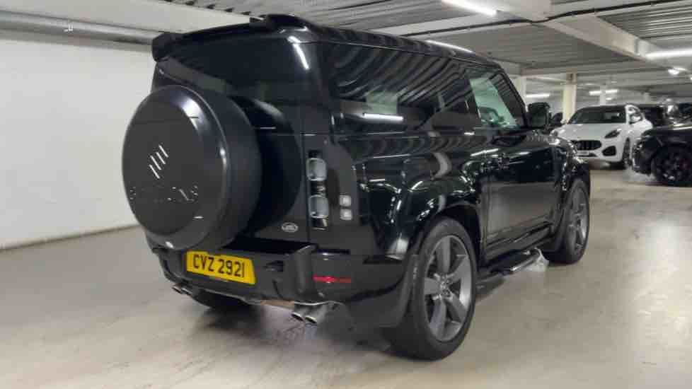 More views of Land Rover Defender 90