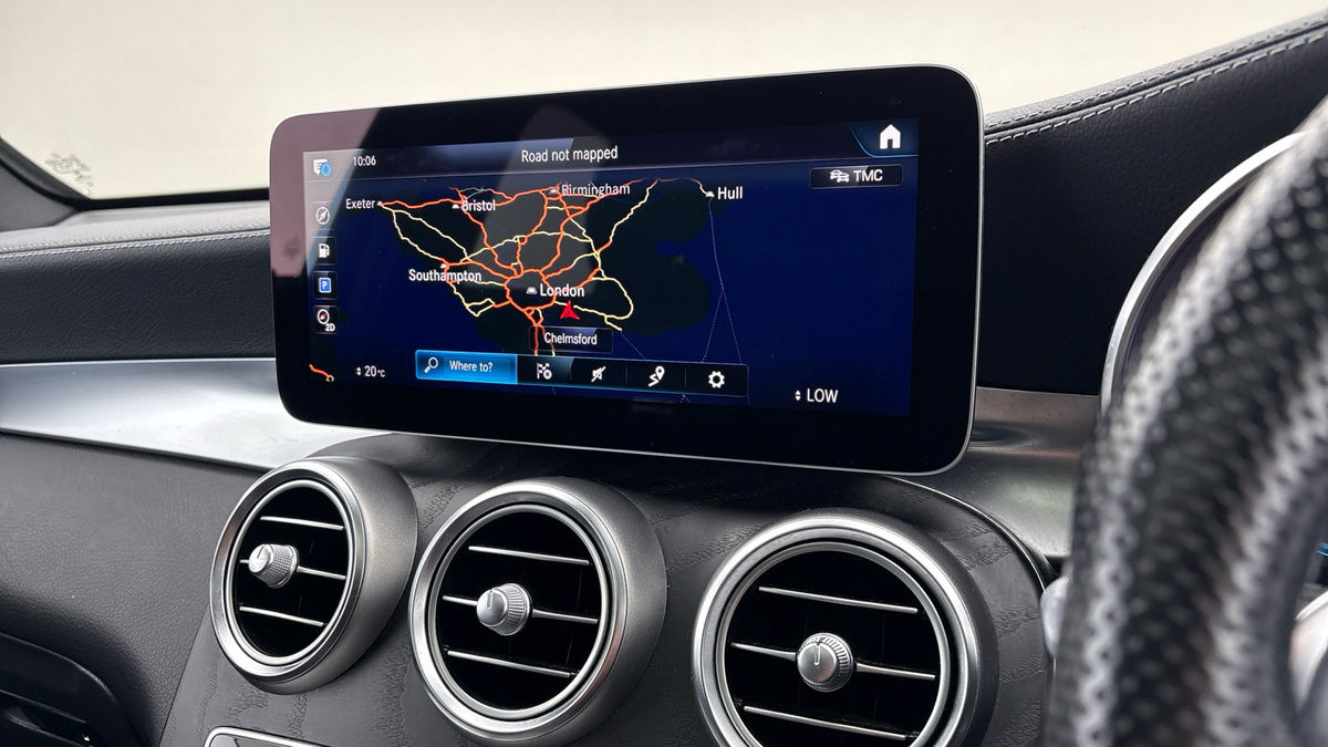 Mercedes-Benz GLC Image 17