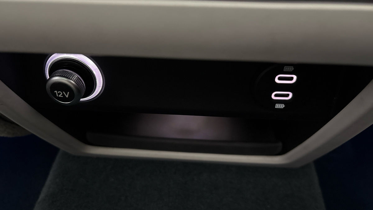 Porsche Cayenne Image 31