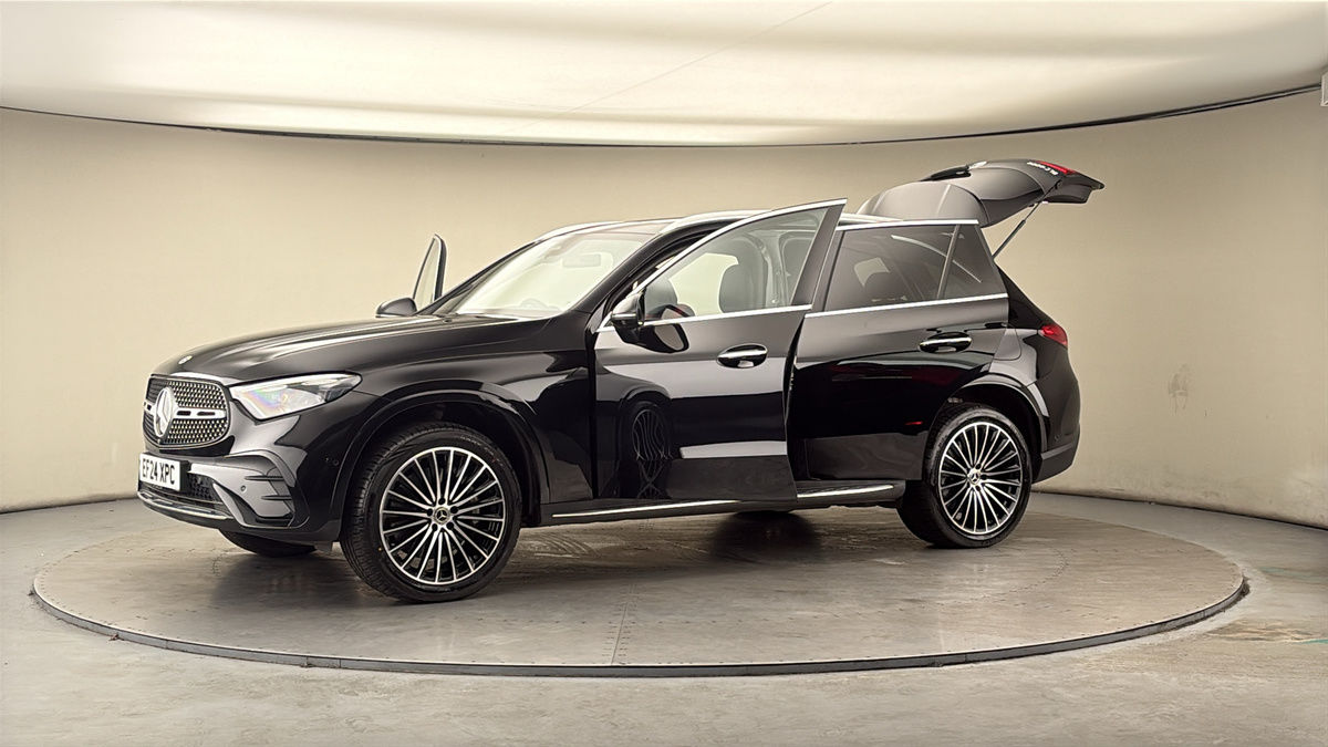 More views of Mercedes-Benz GLC