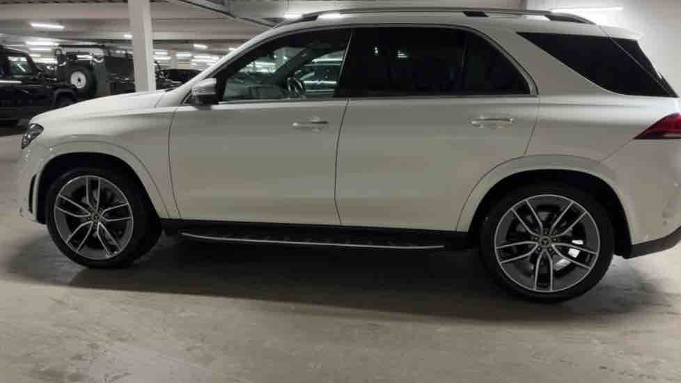 More views of Mercedes-Benz GLE