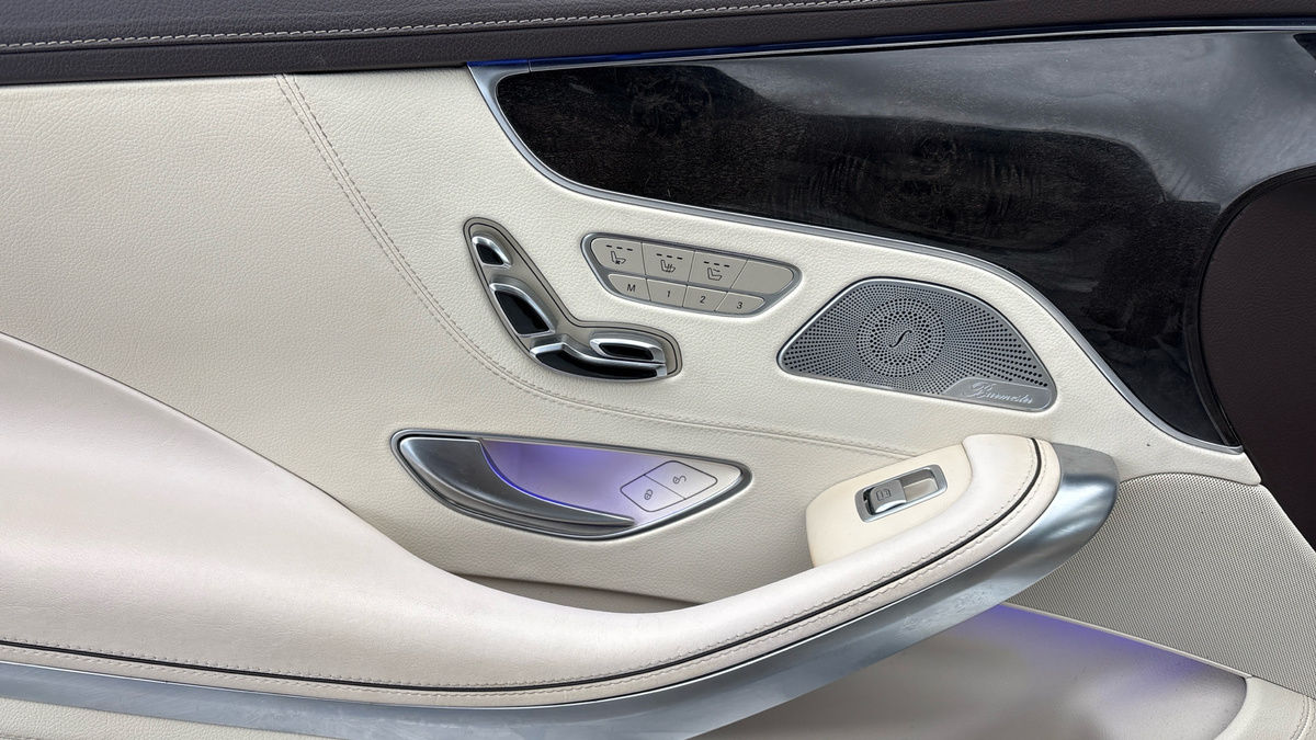 Mercedes-Benz S Class Image 19