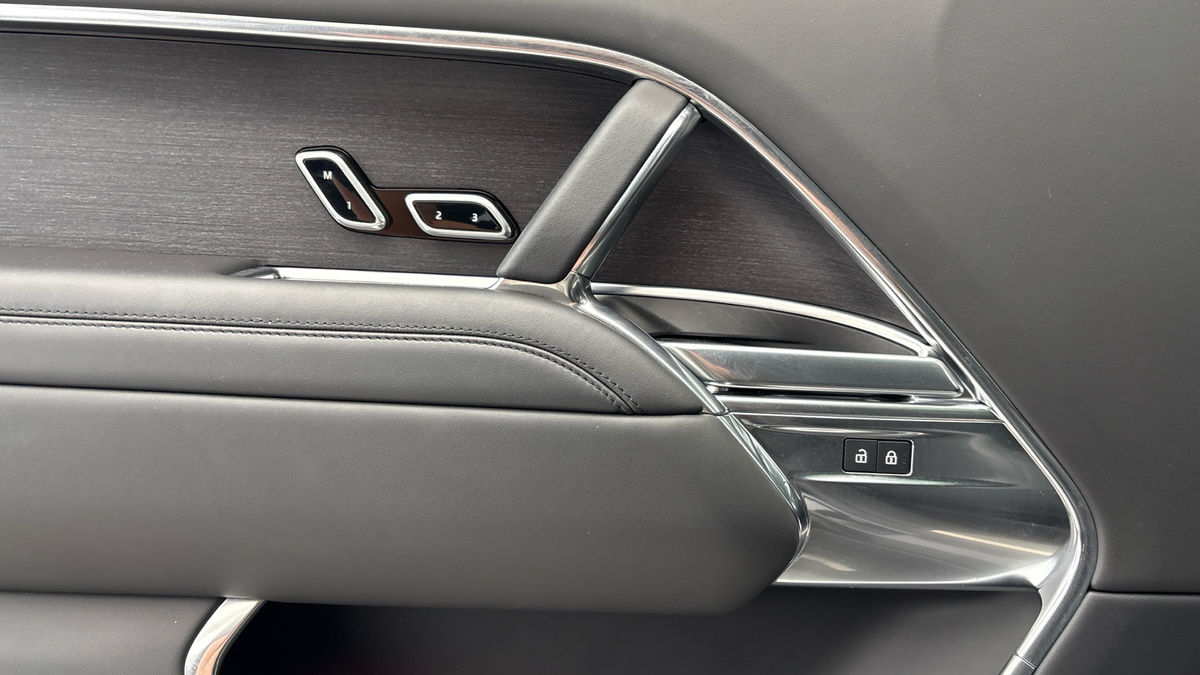 Land Rover Range Rover Image 19