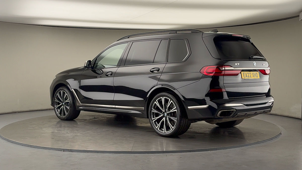 More views of BMW X7