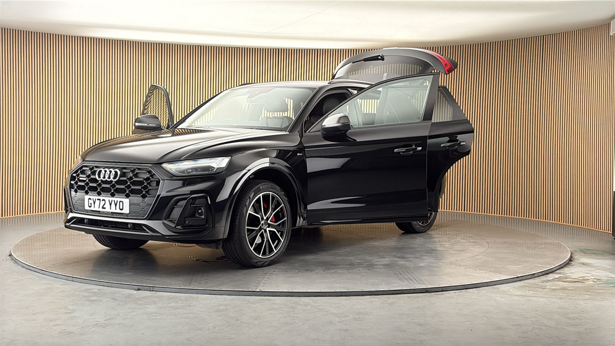 More views of Audi Q5