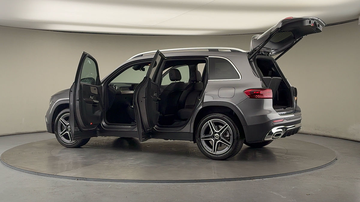 More views of Mercedes-Benz GLB