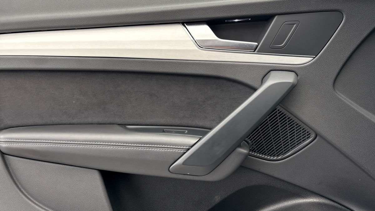 Audi SQ5 Image 19