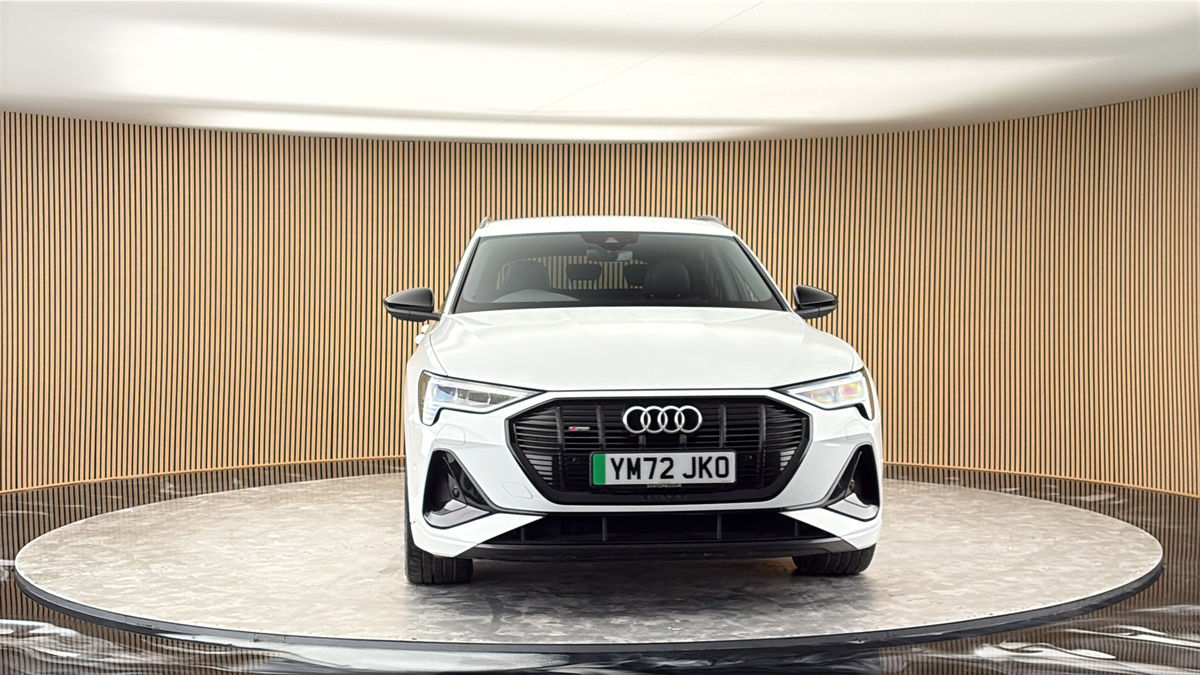 More views of Audi e-tron