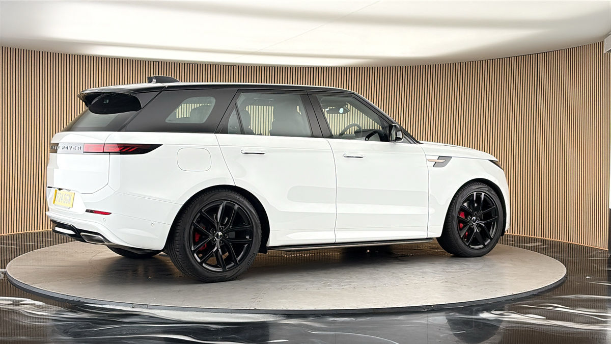 More views of Land Rover Range Rover Sport