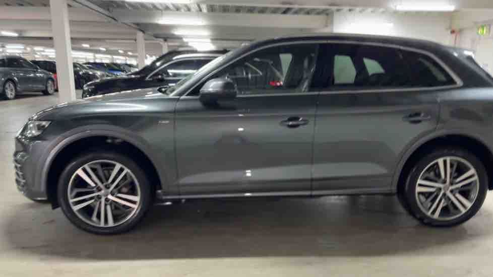 More views of Audi Q5