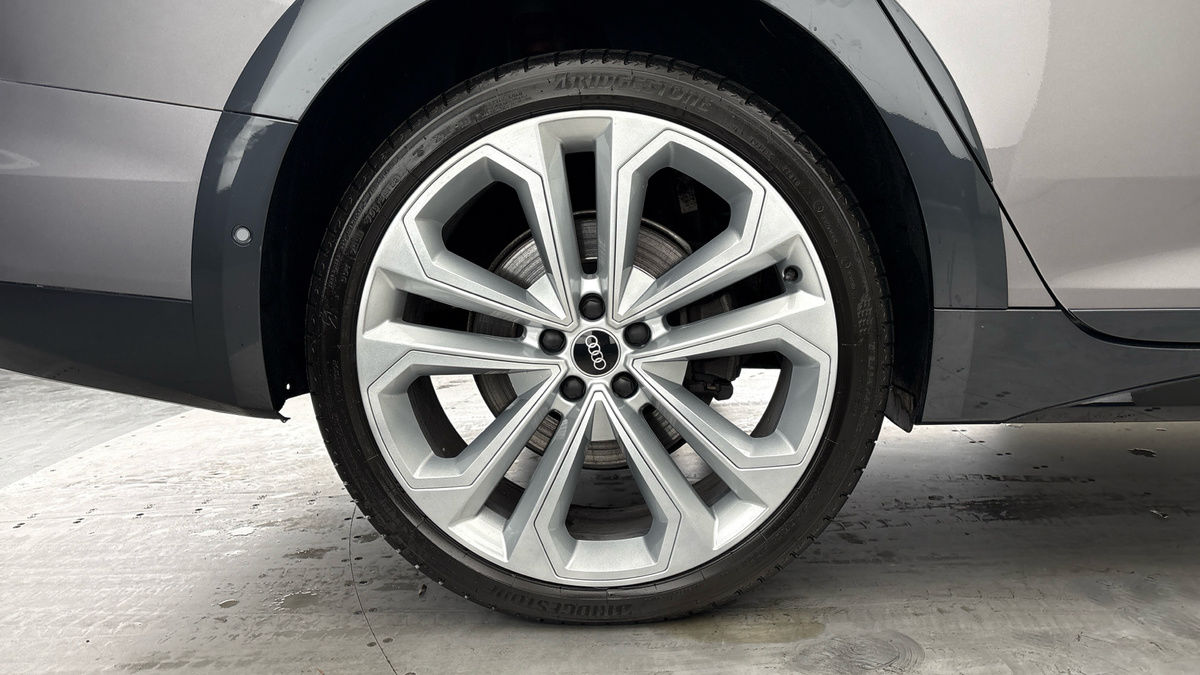 Audi A6 Allroad Image 10