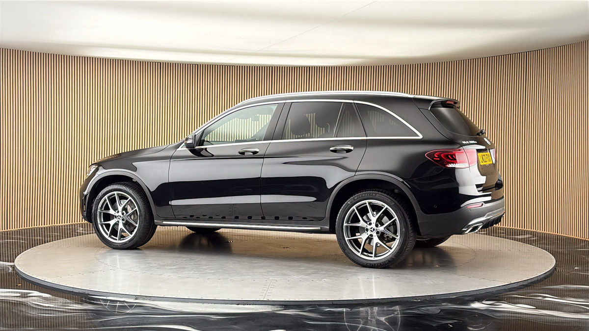 More views of Mercedes-Benz GLC