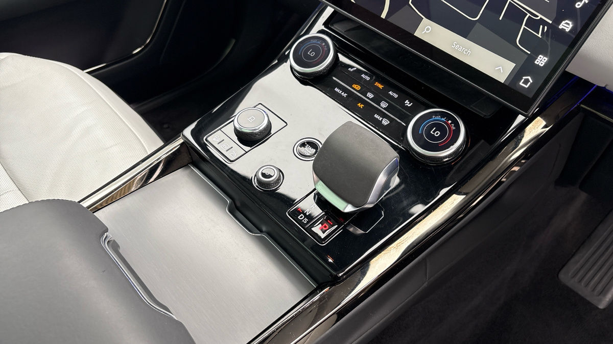 Land Rover Range Rover Sport Image 18