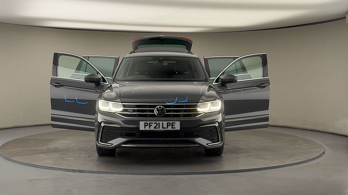 More views of Volkswagen Tiguan