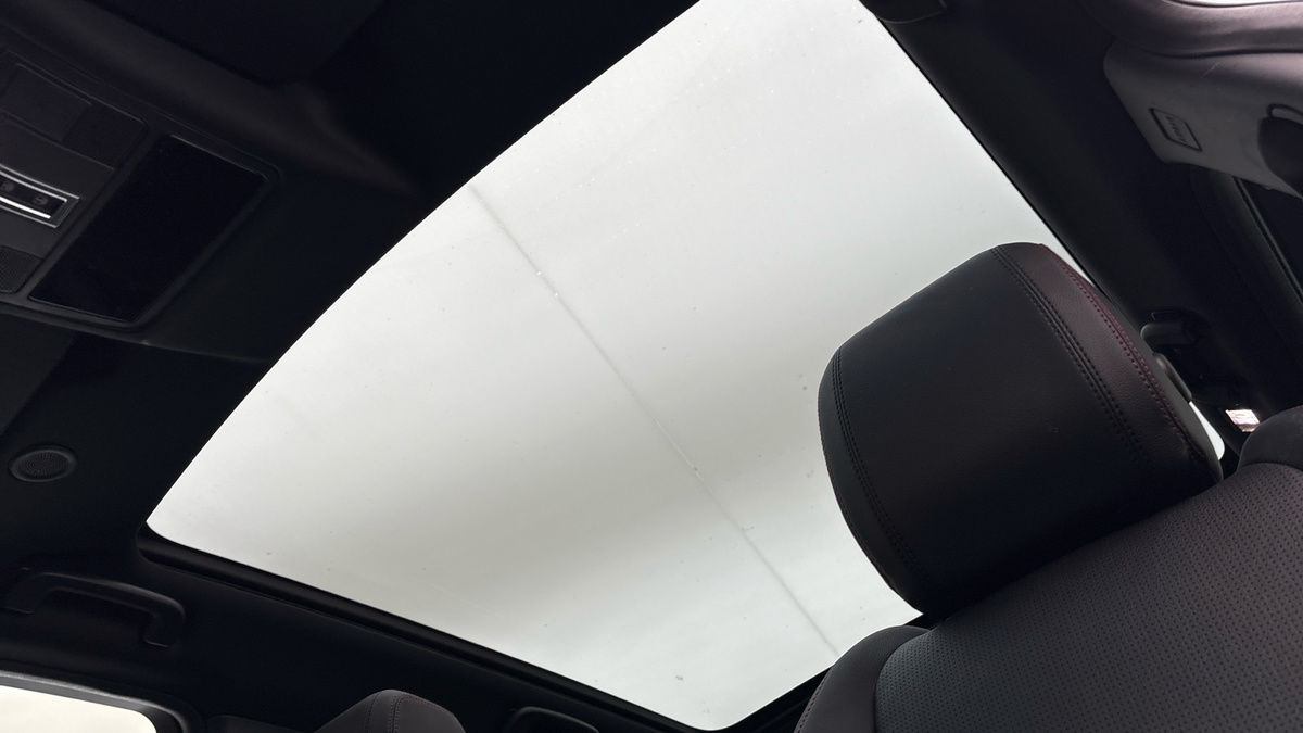 Land Rover Discovery Sport Image 6