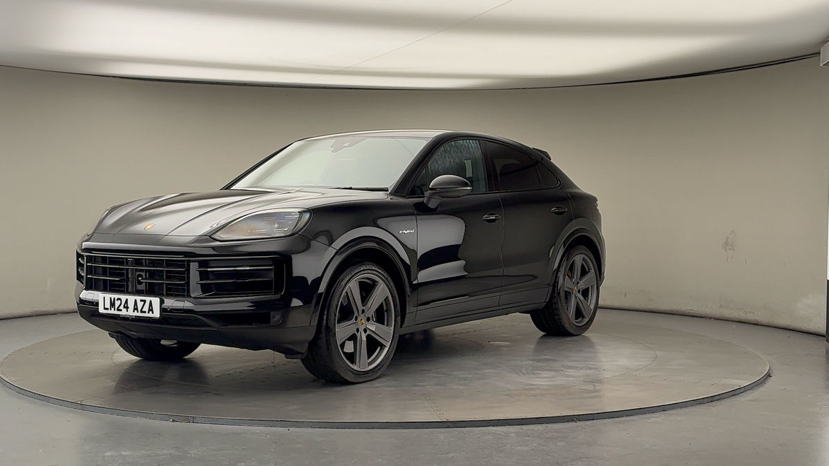 More views of Porsche Cayenne